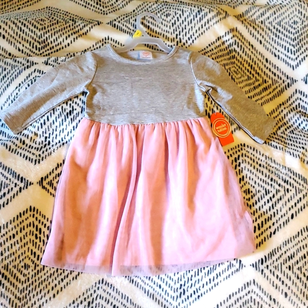 Wonder Nation Pink and gray dress Kid Size 3T